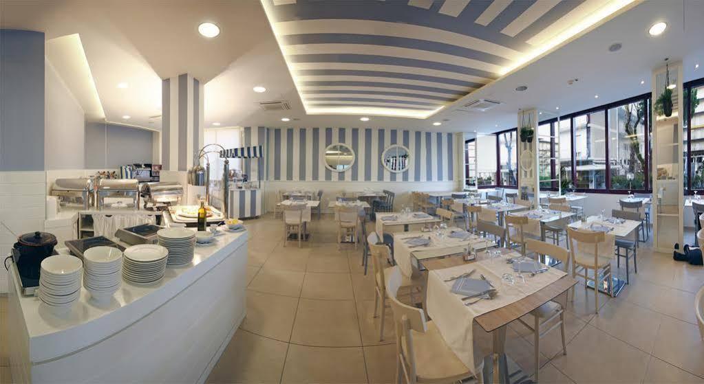 Hotel Panorama カットーリカ エクステリア 写真